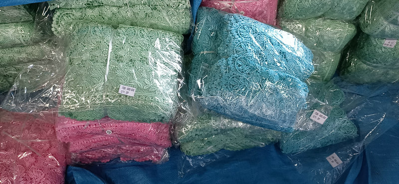 Custom Polyester Lace Narrow Embroidery Lace Trim Multi Color